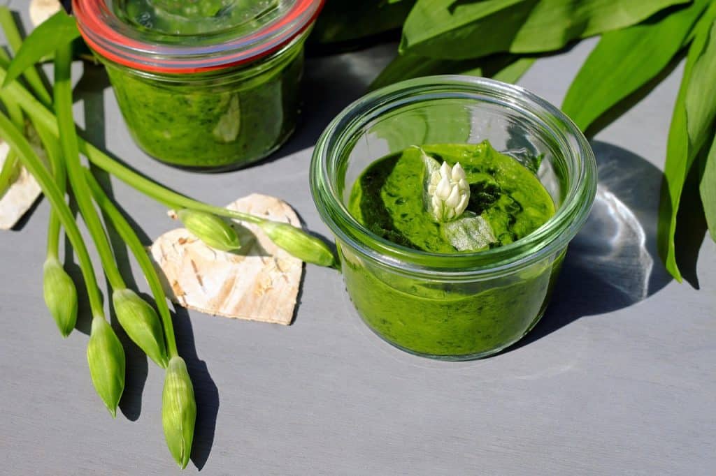 pesto mixer au mixeur multifonction